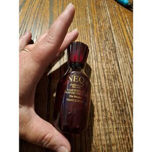 NEQI Professional Hair Care Hair Fragrance Wooden 2.5oz Vegan Panthenol UV Pro